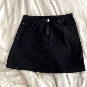 Black Denim Skirt (Size 6)